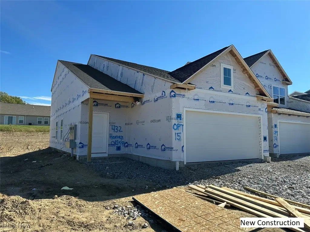 432 Honeycrisp Ne Drive, Louisville, OH 44641 - Image #1