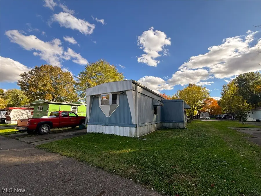 57 Redwood Drive, Beloit, OH 44609 - Image #3