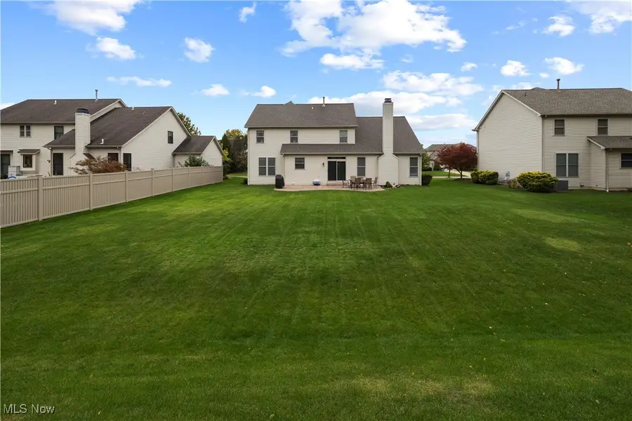 15379 Old Oak Drive, Strongsville, OH 44149 - Image #3