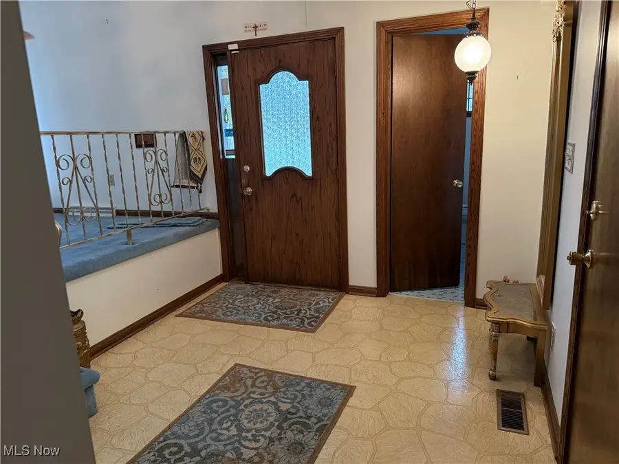 340 Mcevoy Court, Niles, OH 44446 - Image #3