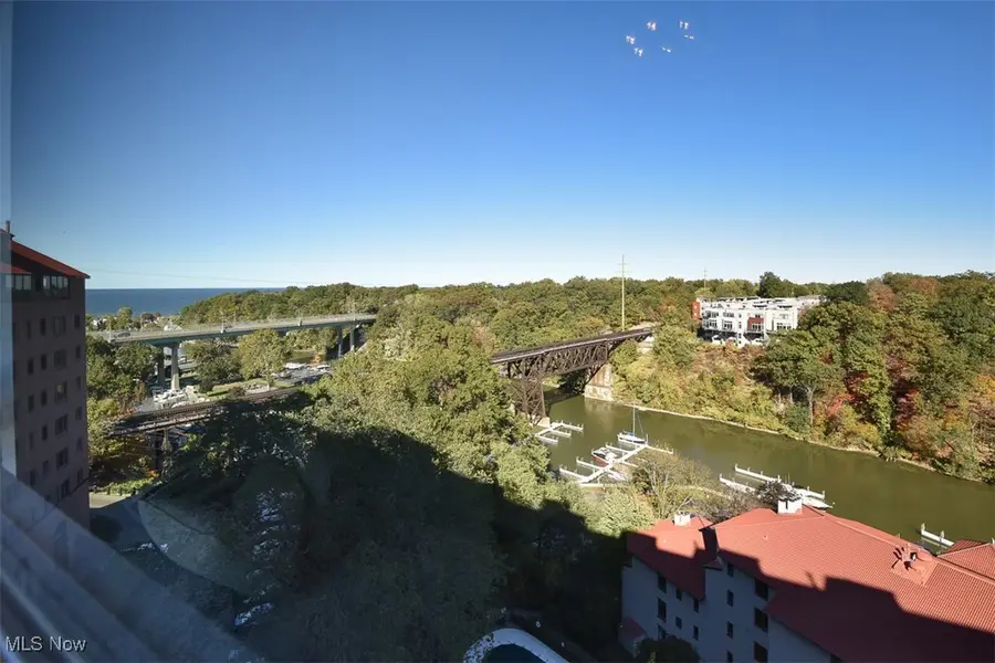 19000 Lake Road #915, Rocky River, OH 44116 - Image #3