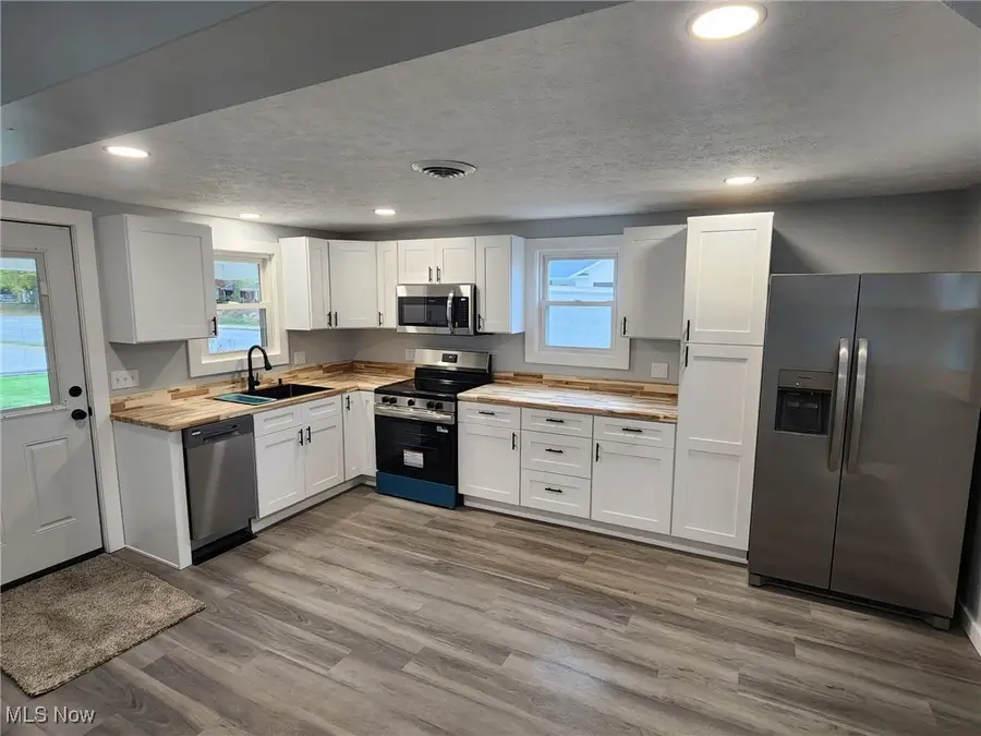 4 Chestnut Street, Marshallville, OH 44645 - Image #3