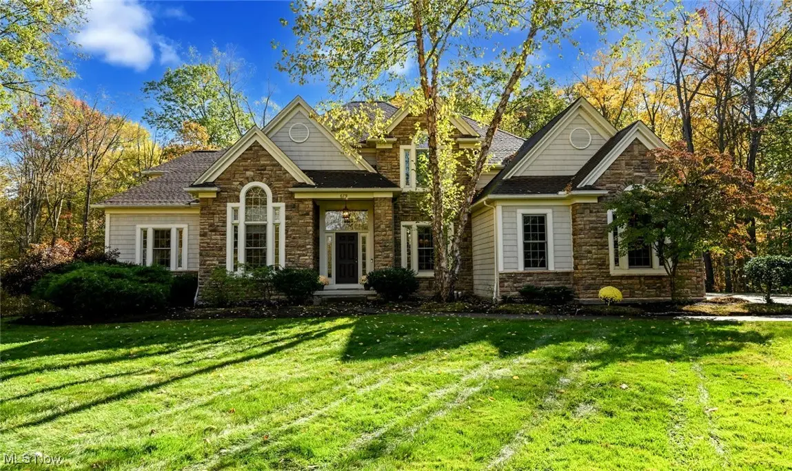 679 Deep Woods Drive, Aurora, OH 44202 - Image #1