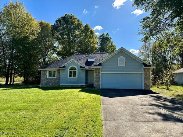 2010 Powder Mill Run, Youngstown, OH 44505