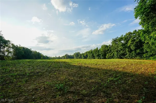 Township Rd 51, Somerset, OH 43783