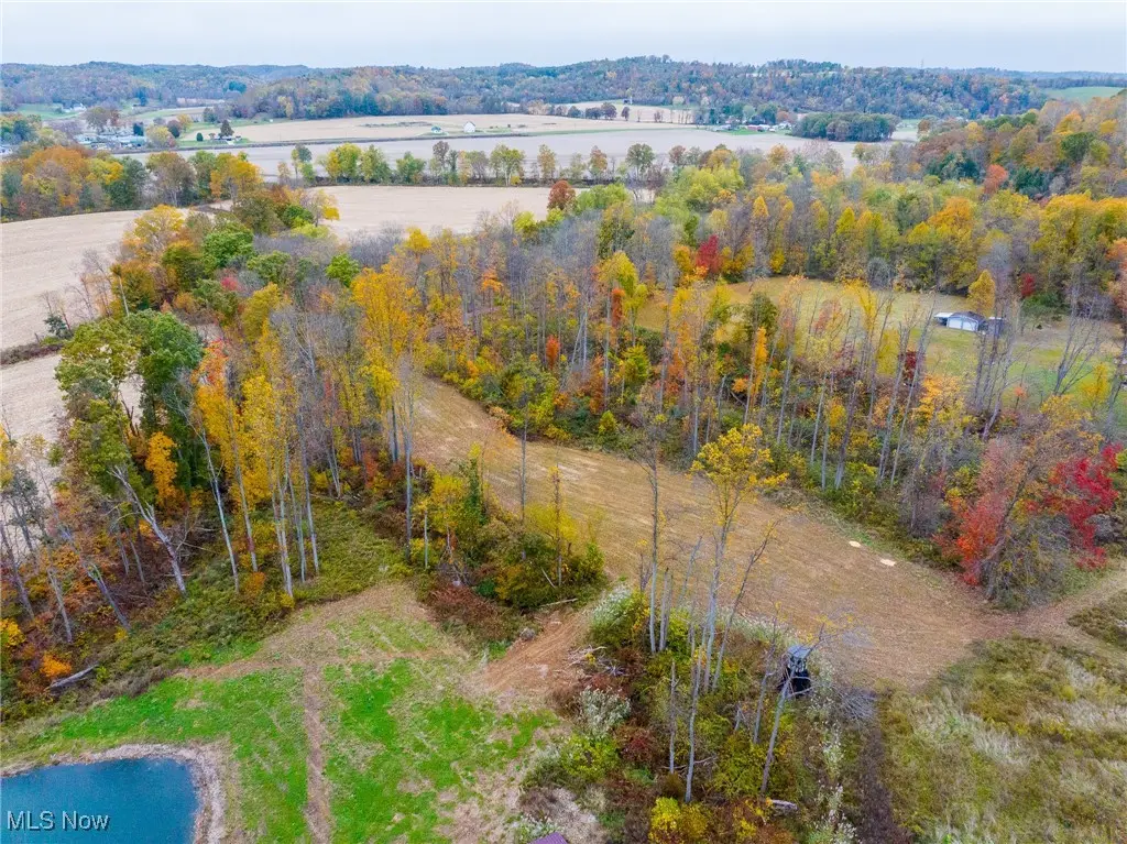 10524 Kleski Road, Uhrichsville, OH 44683 - Image #1