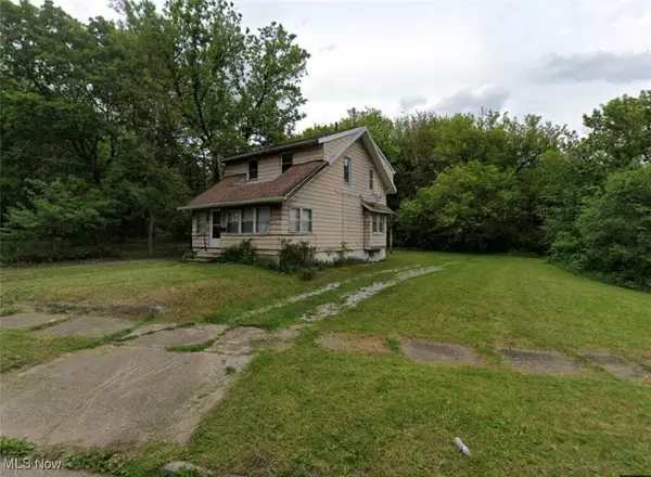 957 Bank Street, Akron, OH 44305