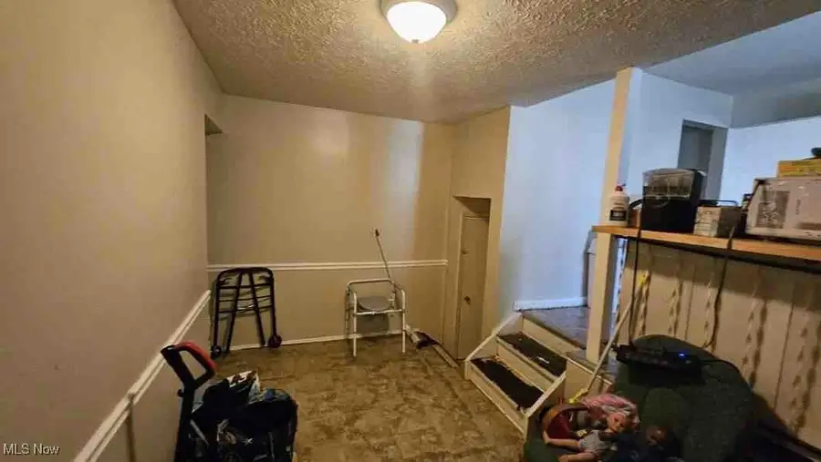 1093 Joy Avenue, Akron, OH 44306 - Image #3