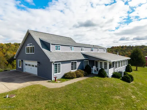 913 Rost Road, Walker, WV 26180