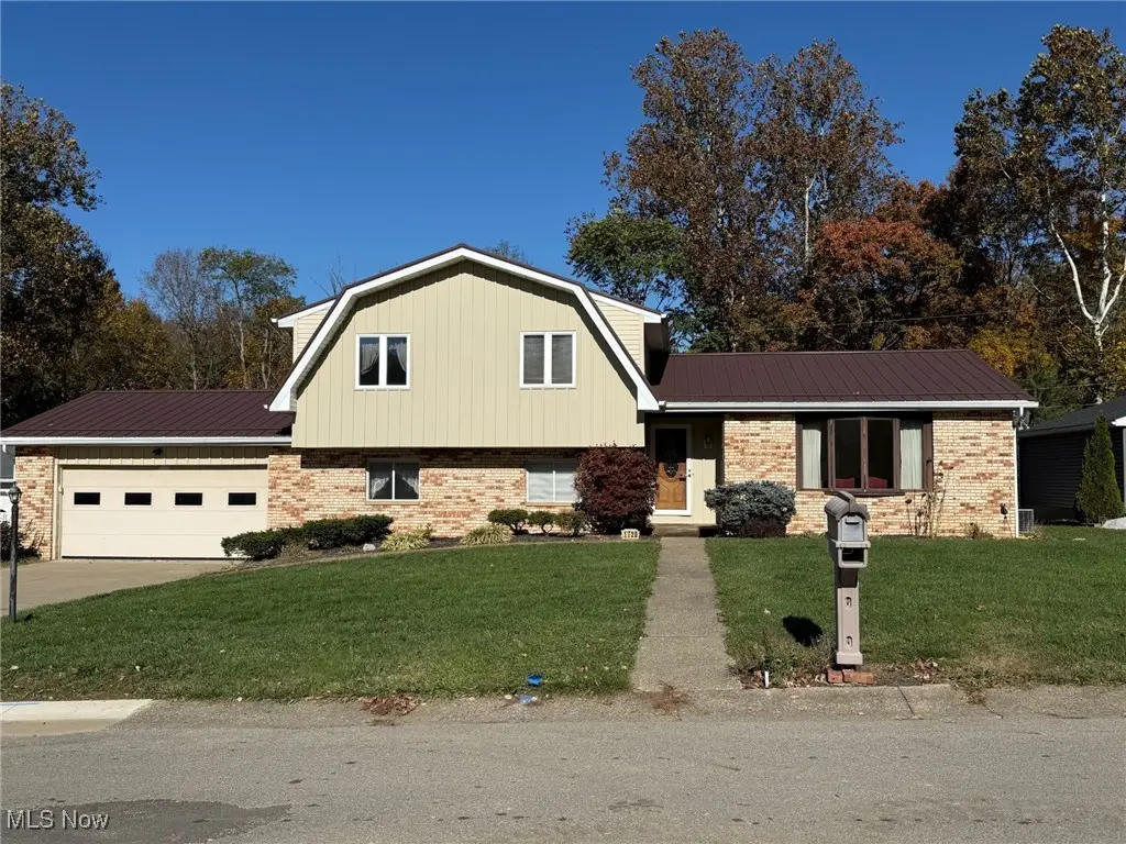 1720 Buena Vista Drive, Coshocton, OH 43812 - Image #1