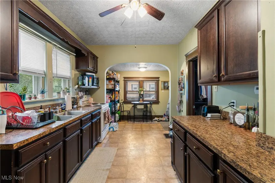 2405 Cherry Avenue, Alliance, OH 44601 - Image #2