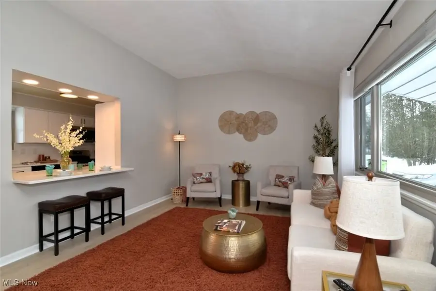 9195 Cheyenne Run, Macedonia, OH 44056 - Image #3