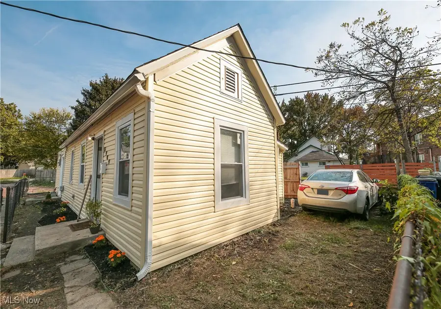 6909 Elton Avenue, Cleveland, OH 44102 - Image #3