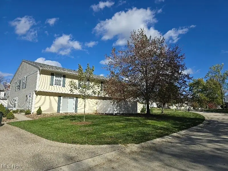 10342 Independence Drive #21B, North Royalton, OH 44133 - Image #1