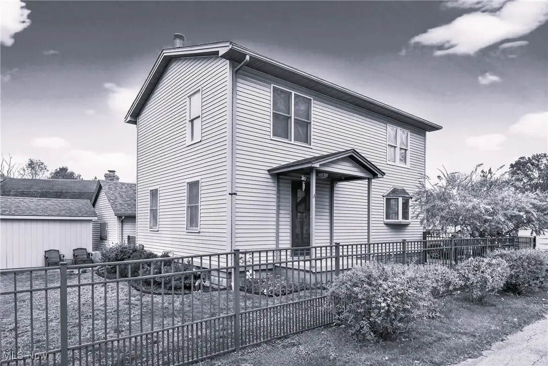 110 N Cross Street, Columbiana, OH 44408 - #1