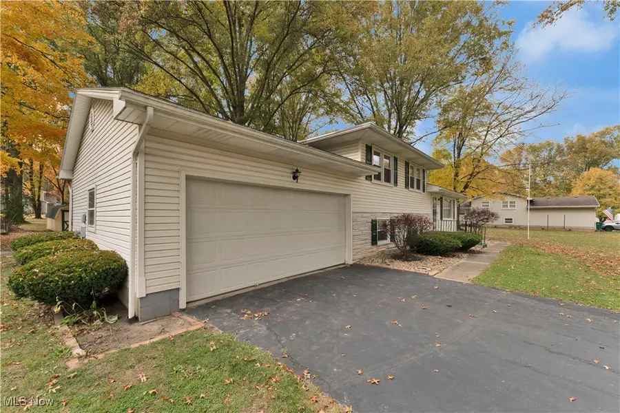 6768 Colleen Drive, Youngstown, OH 44512 - Image #2