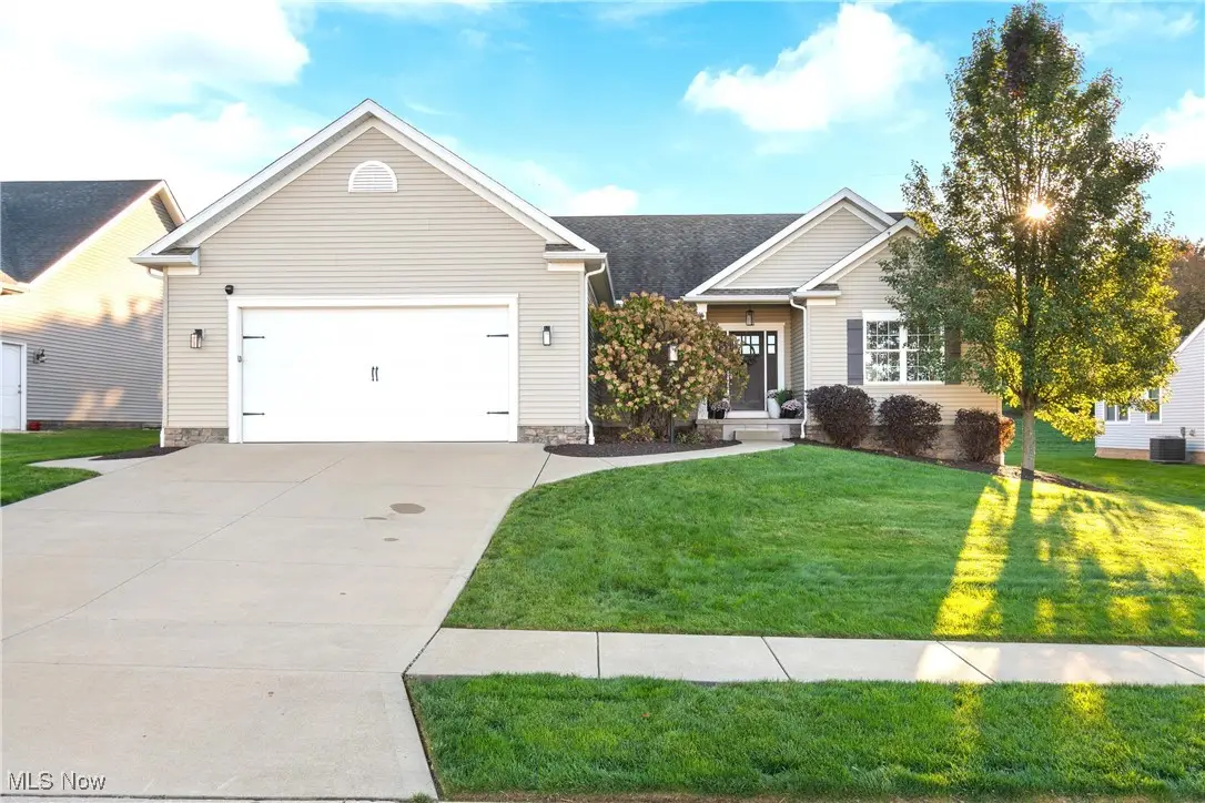 4450 Trail Head Nw Circle, Massillon, OH 44647 - Image #1