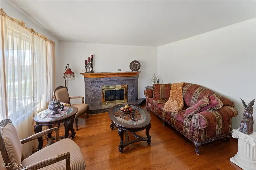 576 Breetz Drive, Campbell, OH 44405 - Image #2