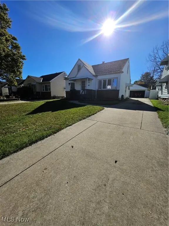13616 Oakview Boulevard, Garfield Heights, OH 44125 - Image #2