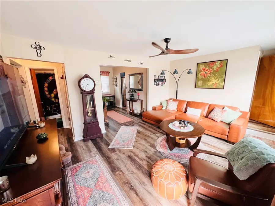 25401 Farringdon Avenue, Euclid, OH 44132 - Image #3