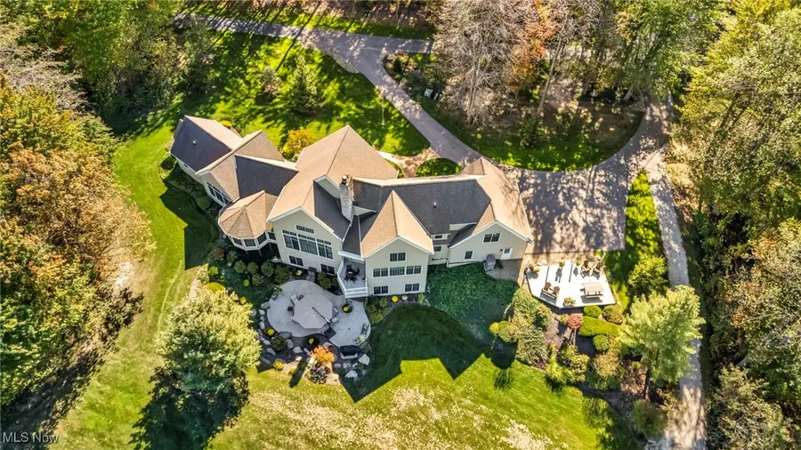 10360 Sawmill Drive, Chardon, OH 44024 - Image #2