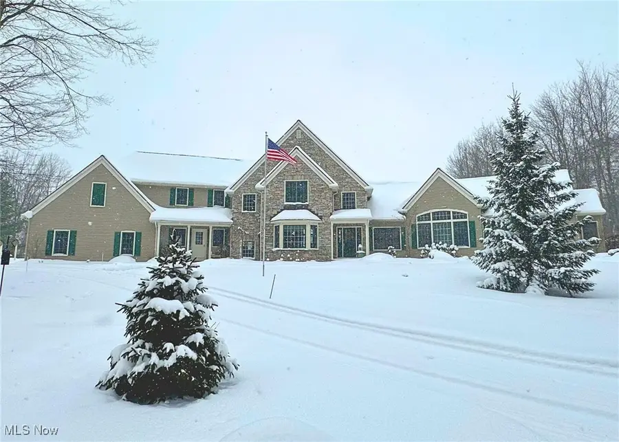 10360 Sawmill Drive, Chardon, OH 44024 - Image #3