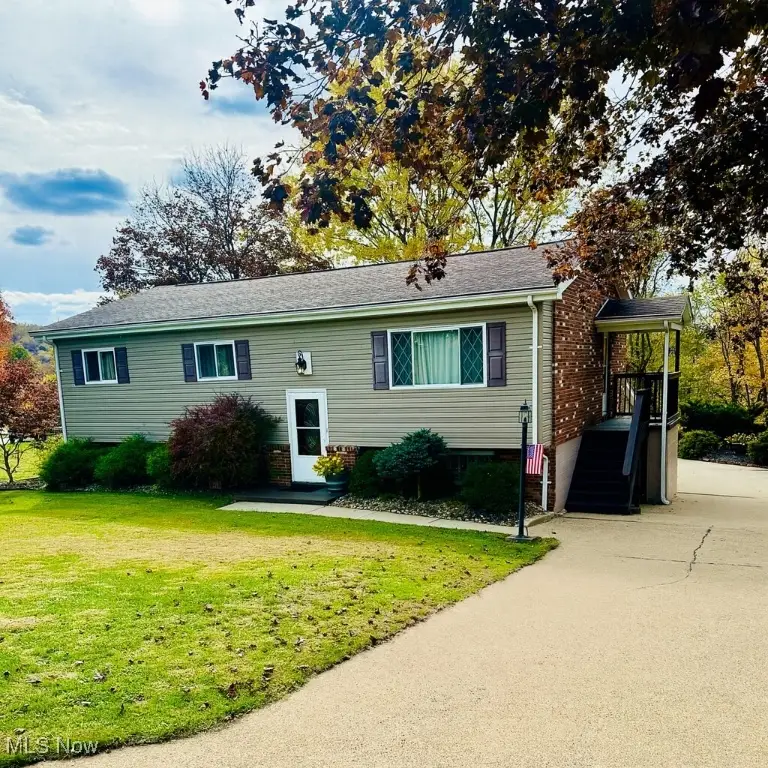 219 Aztec Lane, New Cumberland, WV 26047 - Image #1