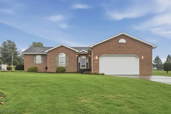 1344 Meadowbrook Ne Lane, Carrollton, OH 44615