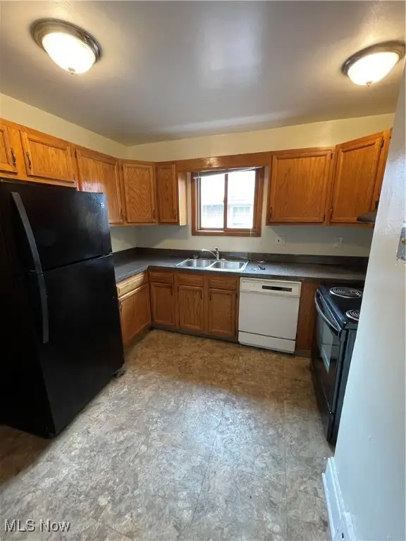 17010 Kenyon Road, Shaker Heights, OH 44120 - Image #3