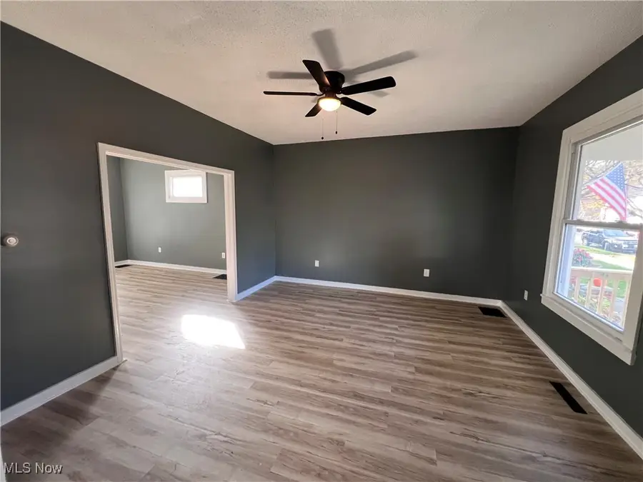 828 Locust Avenue, Zanesville, OH 43701 - Image #2