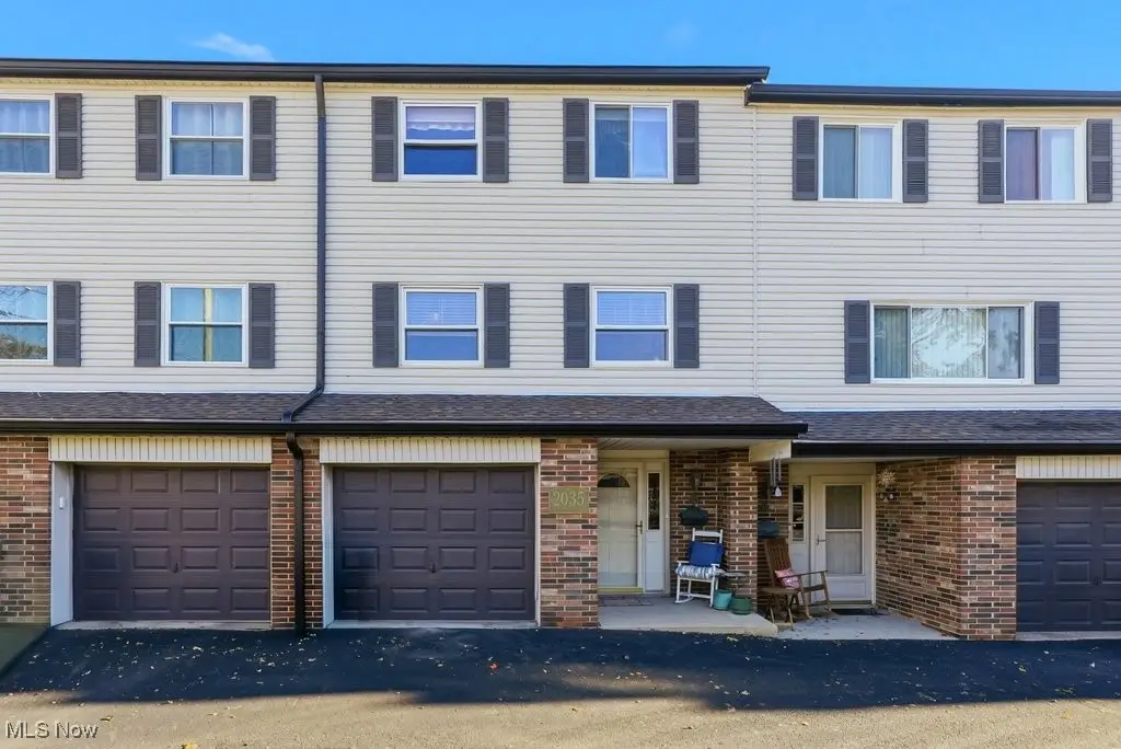 2035 Presidential #E42, Twinsburg, OH 44087 - #1