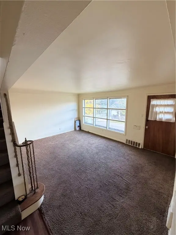 18404 Neff Road, Cleveland, OH 44119 - Image #2