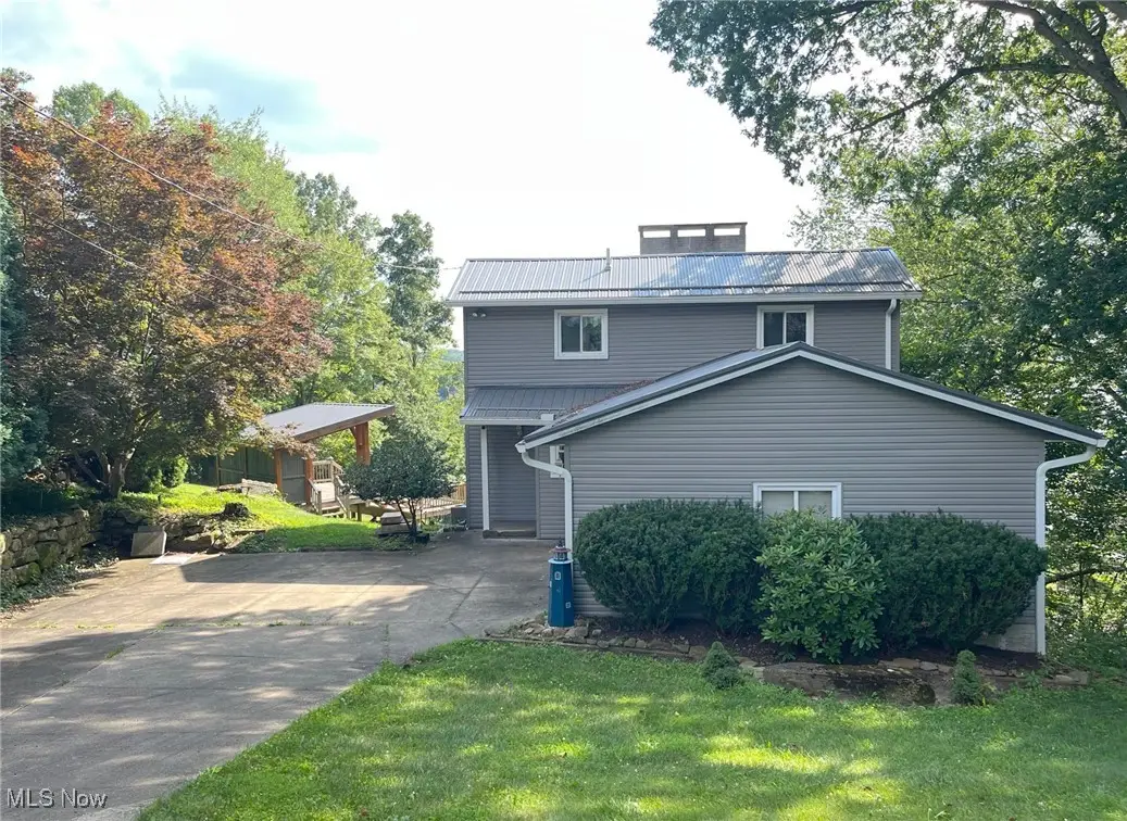 39 Pueblo Trail, Malvern, OH 44644 - Image #1