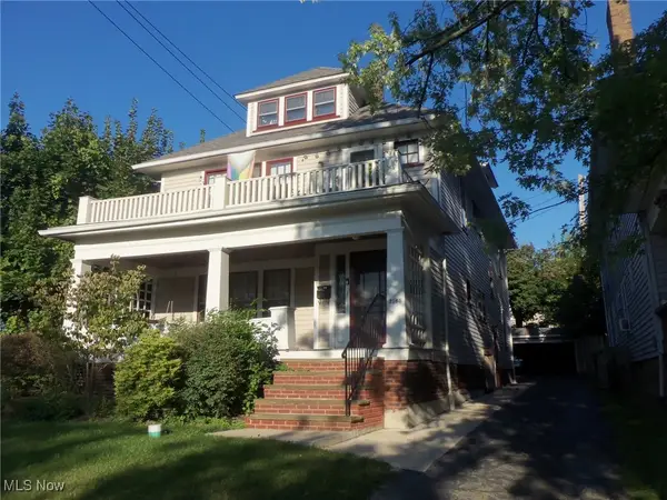 2165 Oakdale Road, Cleveland Heights, OH 44118