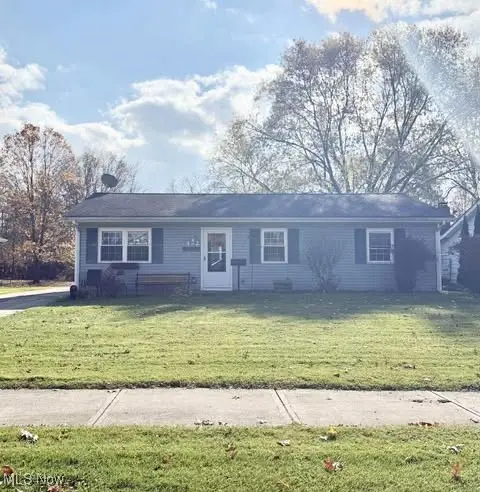 492 Crocker Boulevard, Chardon, OH 44024