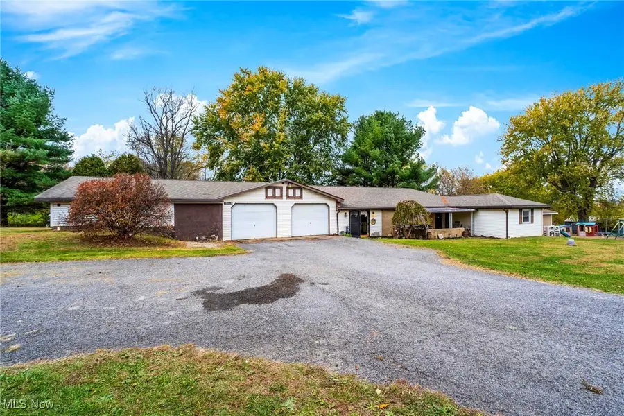 15167 Cricket Lane, East Liverpool, OH 43920 - Image #2