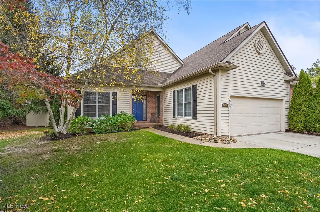 6460 Saint Augustine Nw Drive, Canton, OH 44718 - Image #1