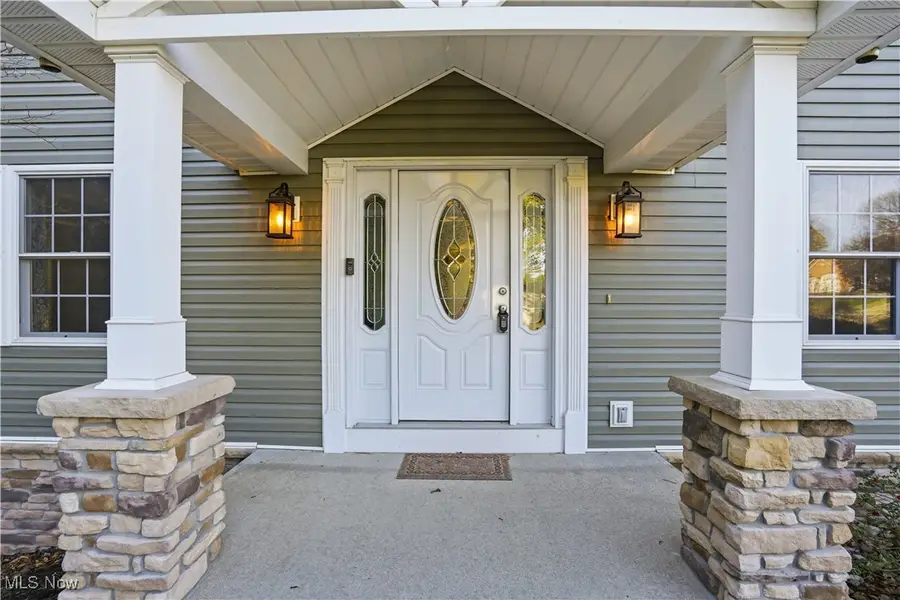 5180 Pine Valley Drive, Zanesville, OH 43701 - #2