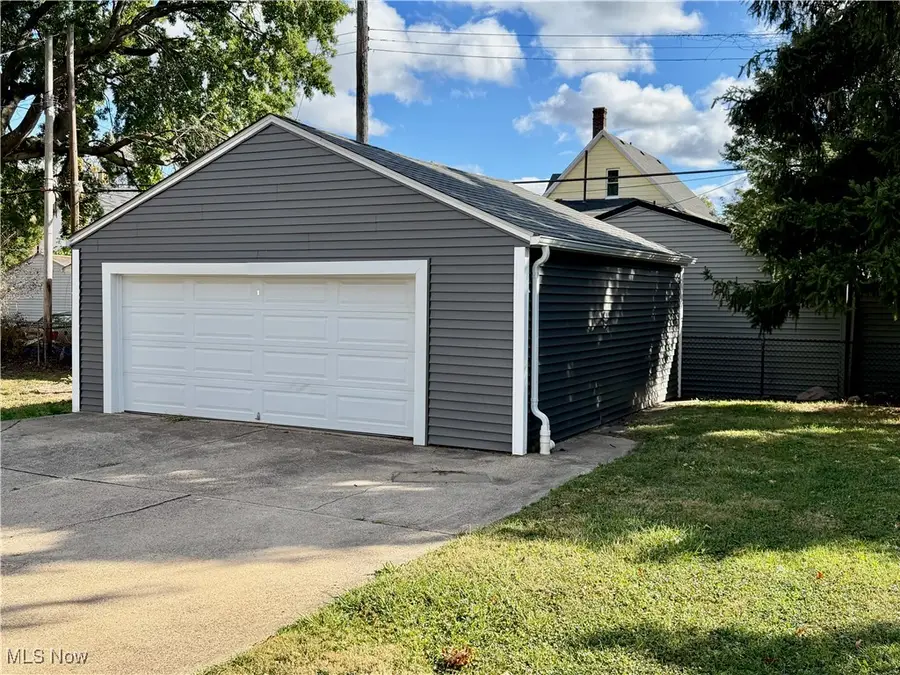 2049 West Boulevard, Cleveland, OH 44102 - Image #2