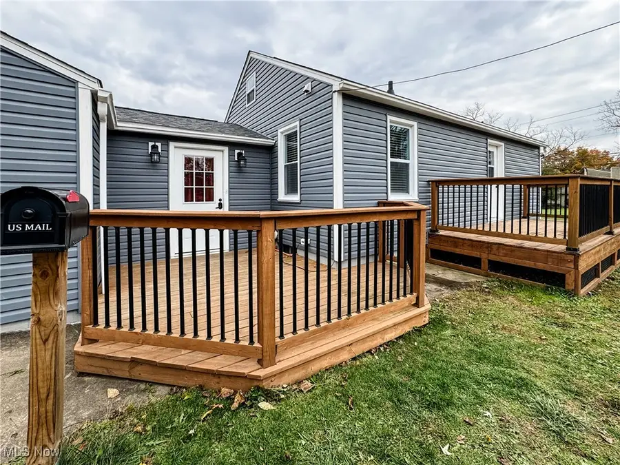 65 29th Nw Street, Barberton, OH 44203 - Image #2