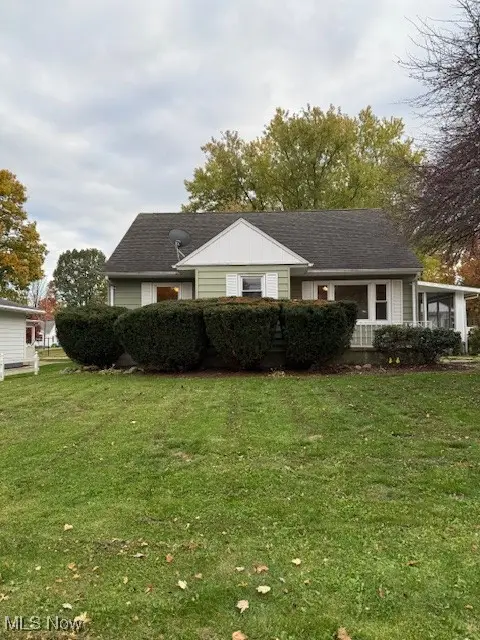 1448 Noble Avenue, Barberton, OH 44203 - #1
