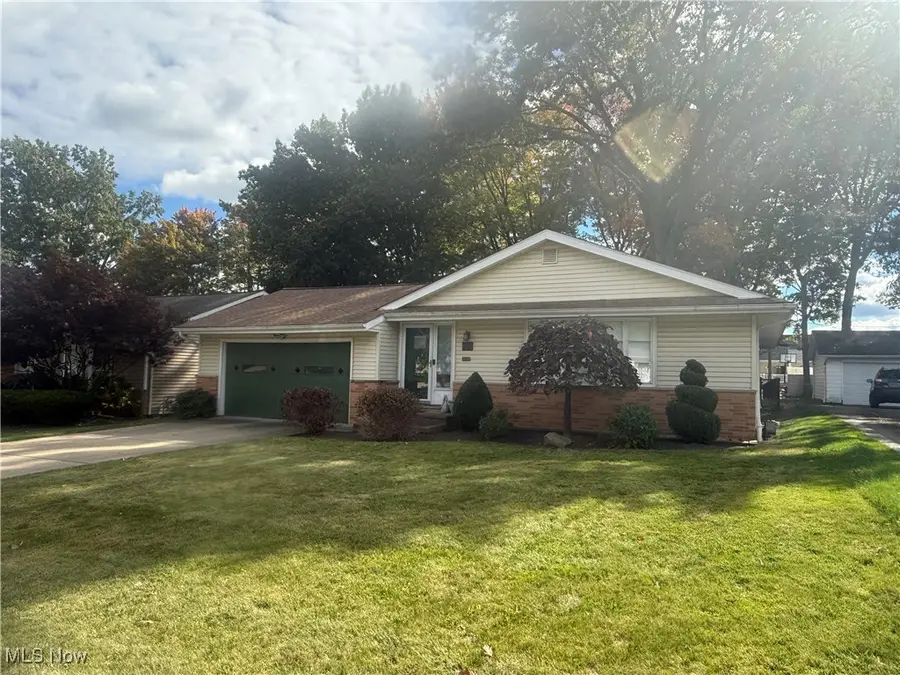 6616 Monterey Drive, Mayfield Heights, OH 44124 - Image #2