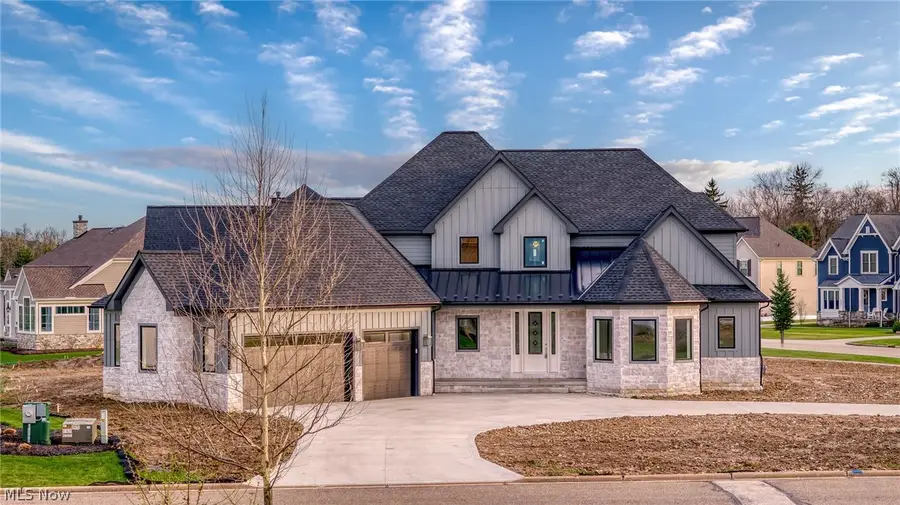 405 Club W Drive, Aurora, OH 44202 - #2