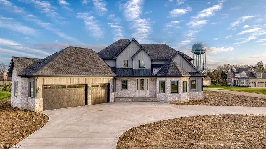 405 Club W Drive, Aurora, OH 44202 - #3