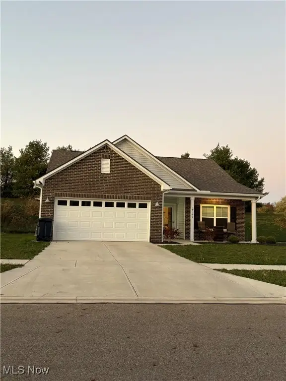 2241 Brookside Drive, Lancaster, OH 43130