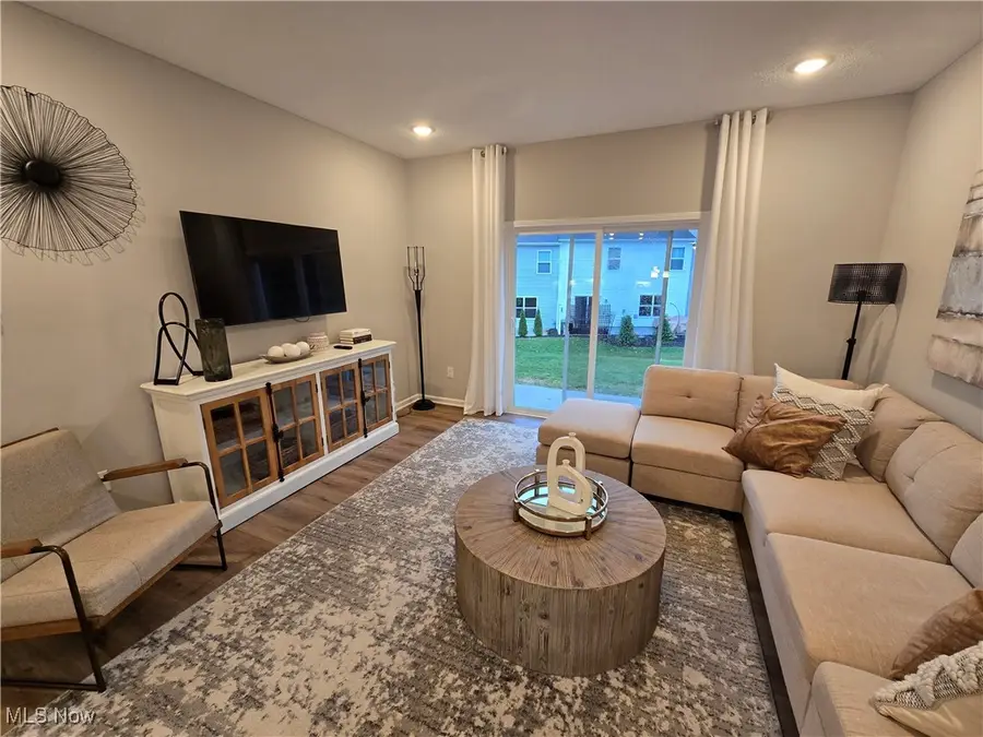 1355 Maple Grove Lane, New Franklin, OH 44685 - Image #3