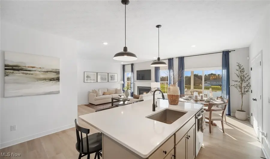 2963 Mcintosh Ne Drive, Louisville, OH 44641 - Image #3