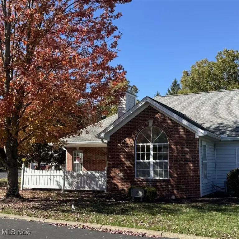 30 Newton Square Drive #1, Canfield, OH 44406 - Image #1