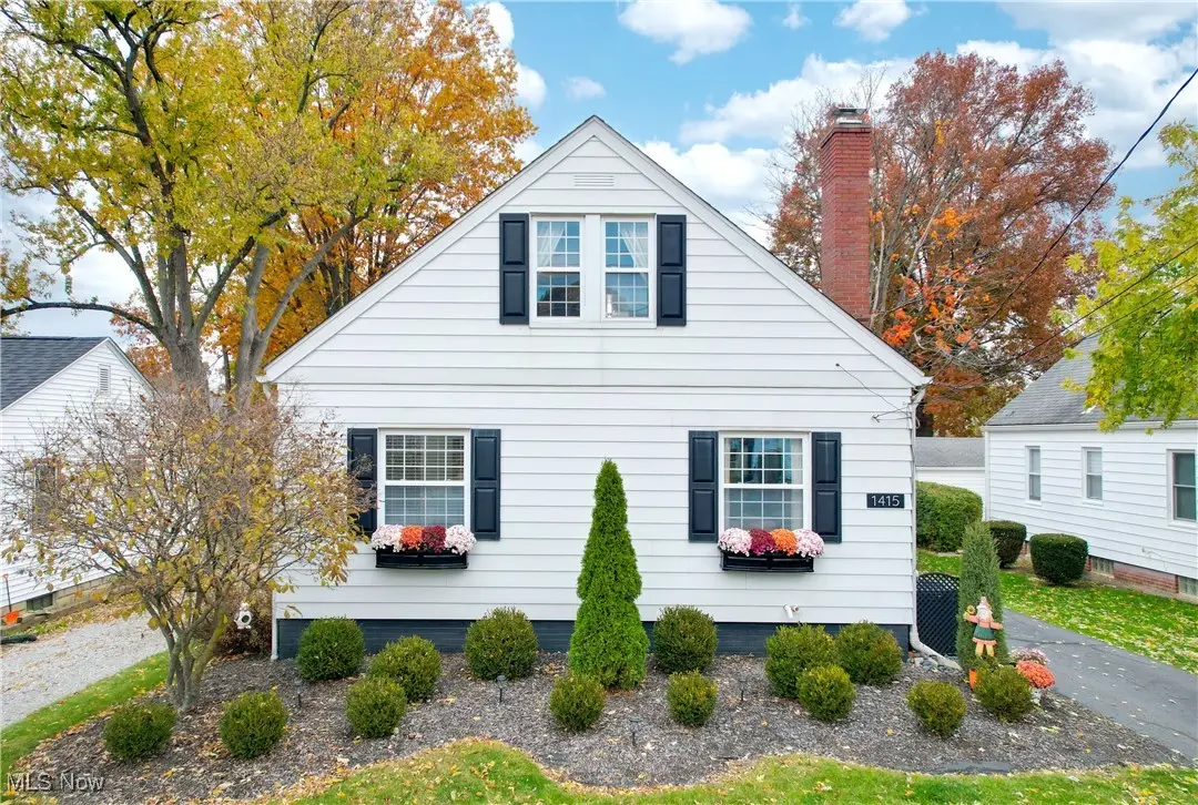 1415 Falls Avenue, Cuyahoga Falls, OH 44223 - #1