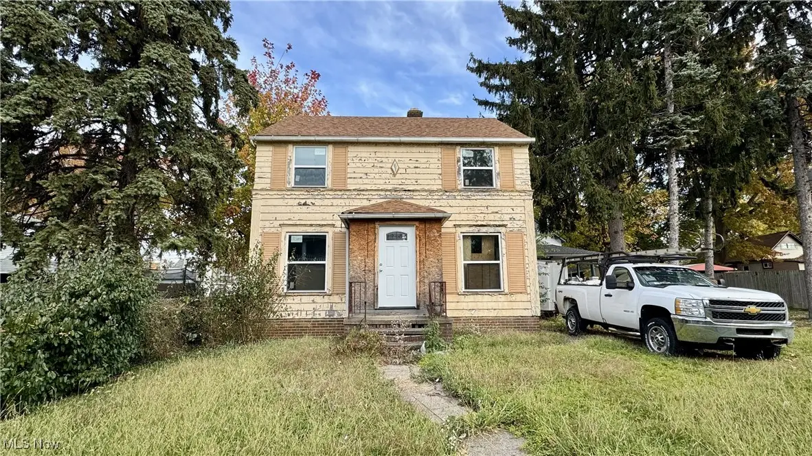 7500 Halle Avenue, Cleveland, OH 44102 - #1